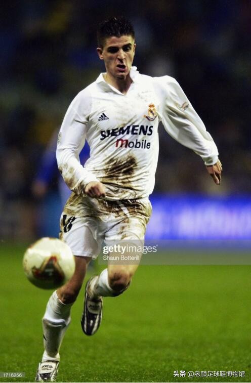 难道是卡尔美的错，被银河战舰坑惨的球员，为什么都穿joma球鞋