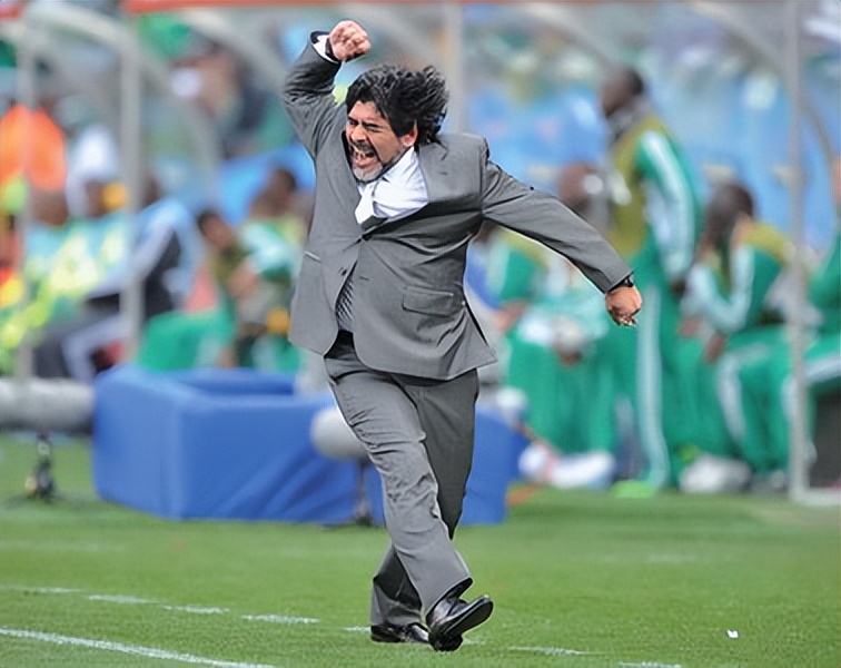 马拉多纳上帝之手被收回,马拉多纳世界杯受伤