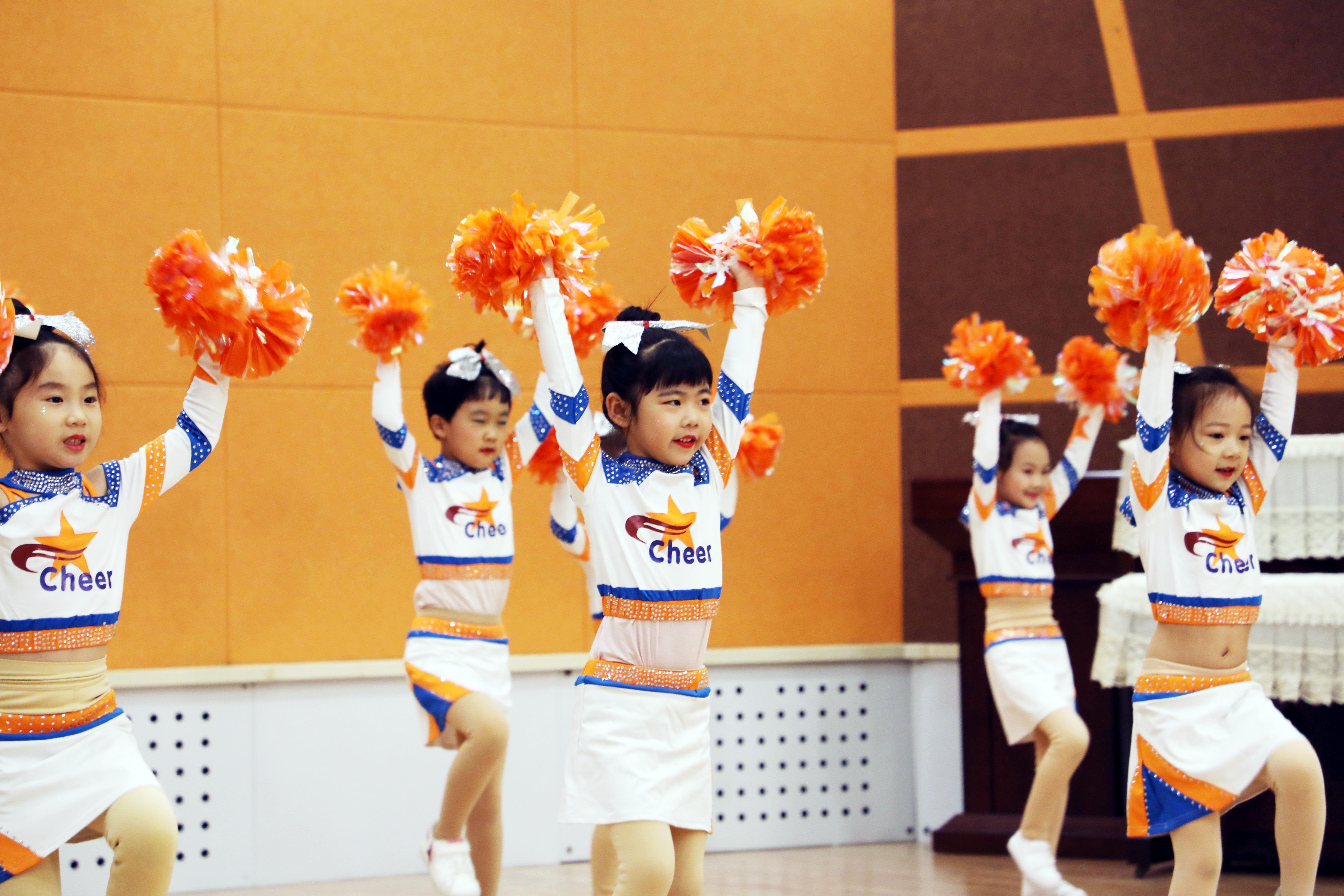 啦啦操简单嗨爆,啦啦操超燃开场