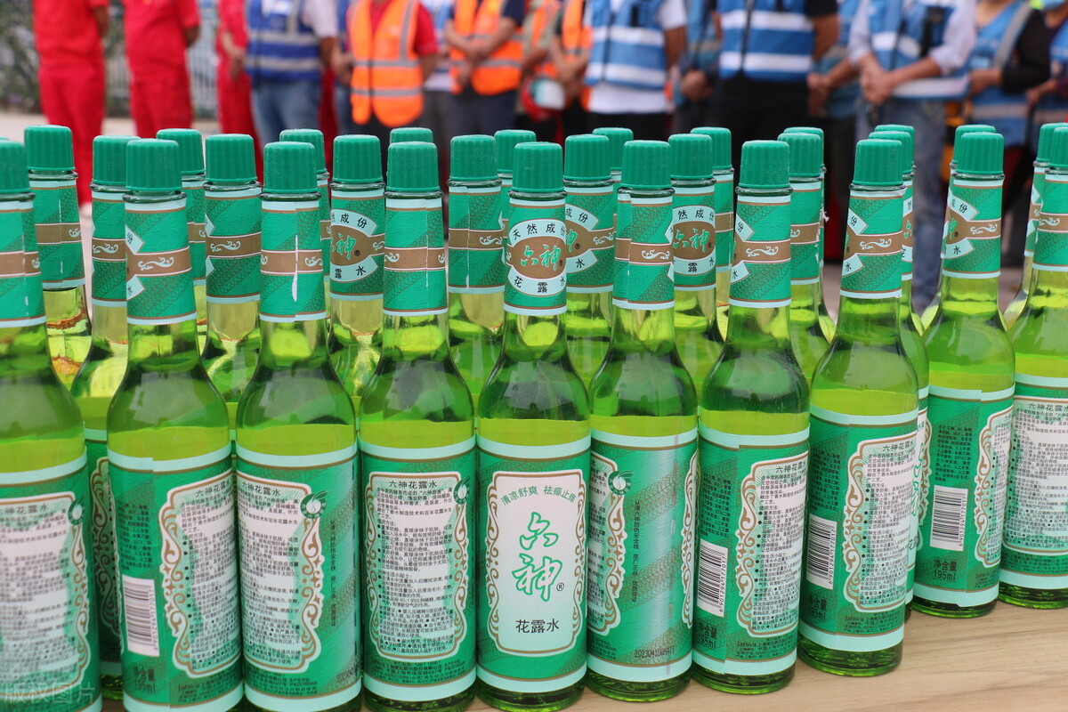 买新鞋里面放两网是干什么用的,买新鞋的鞋带子