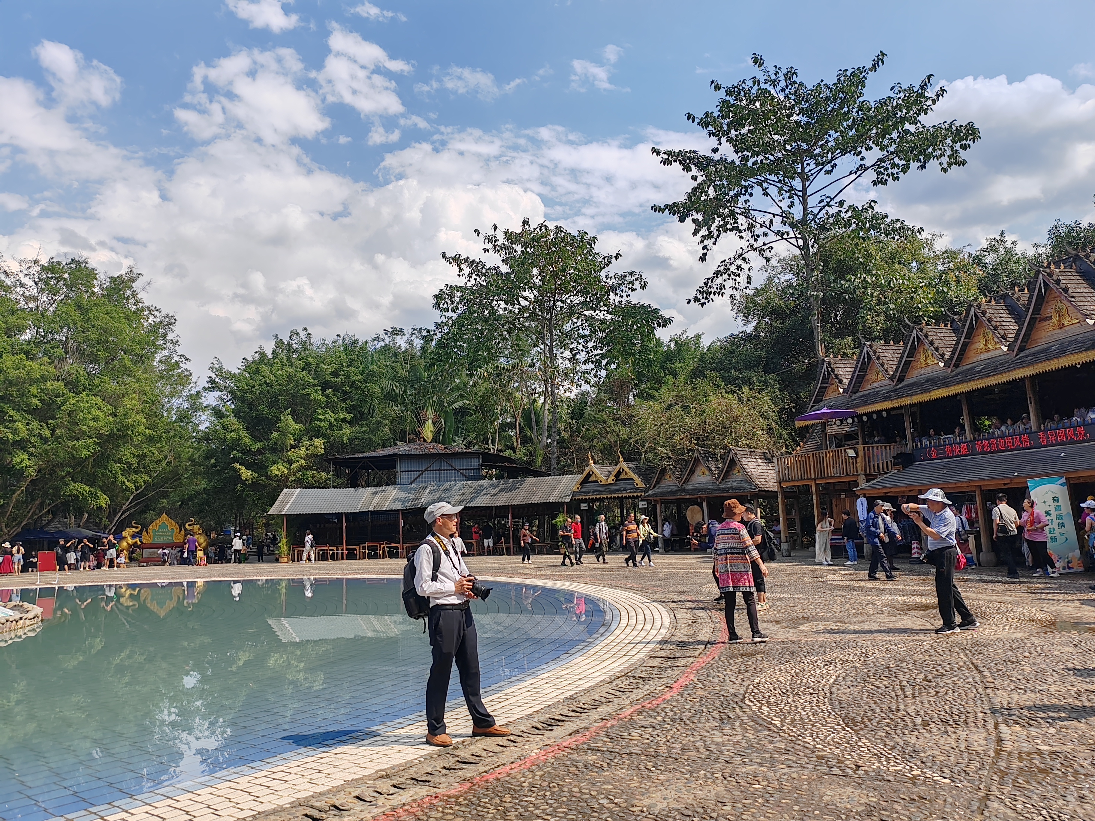 西双版纳傣族园8月泼水时间表,傣族园泼水节路线