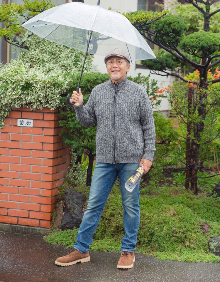 中年男人春秋季穿牛仔裤怎么搭配,中年男人牛仔裤搭配西装