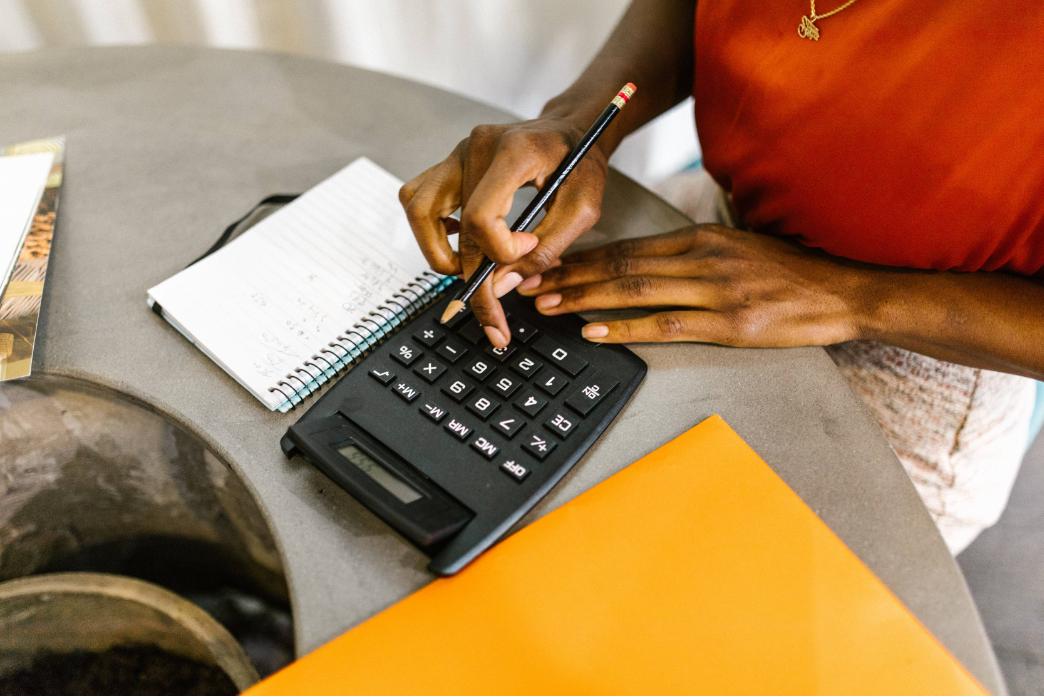 苏宁易购的筹资战略分析,苏宁易购2018和2019财务分析