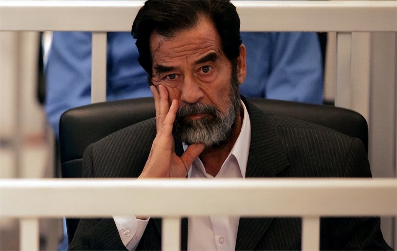 萨达姆被美军关押3年,将萨达姆定罪的法官事后下场如何