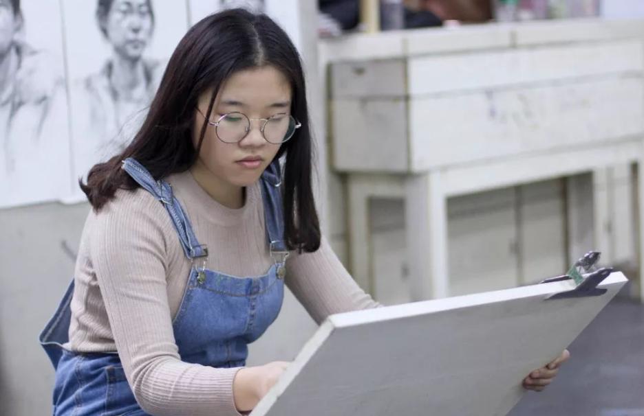 难度不高就业容易的专业,薪资待遇高且容易学的专业排名