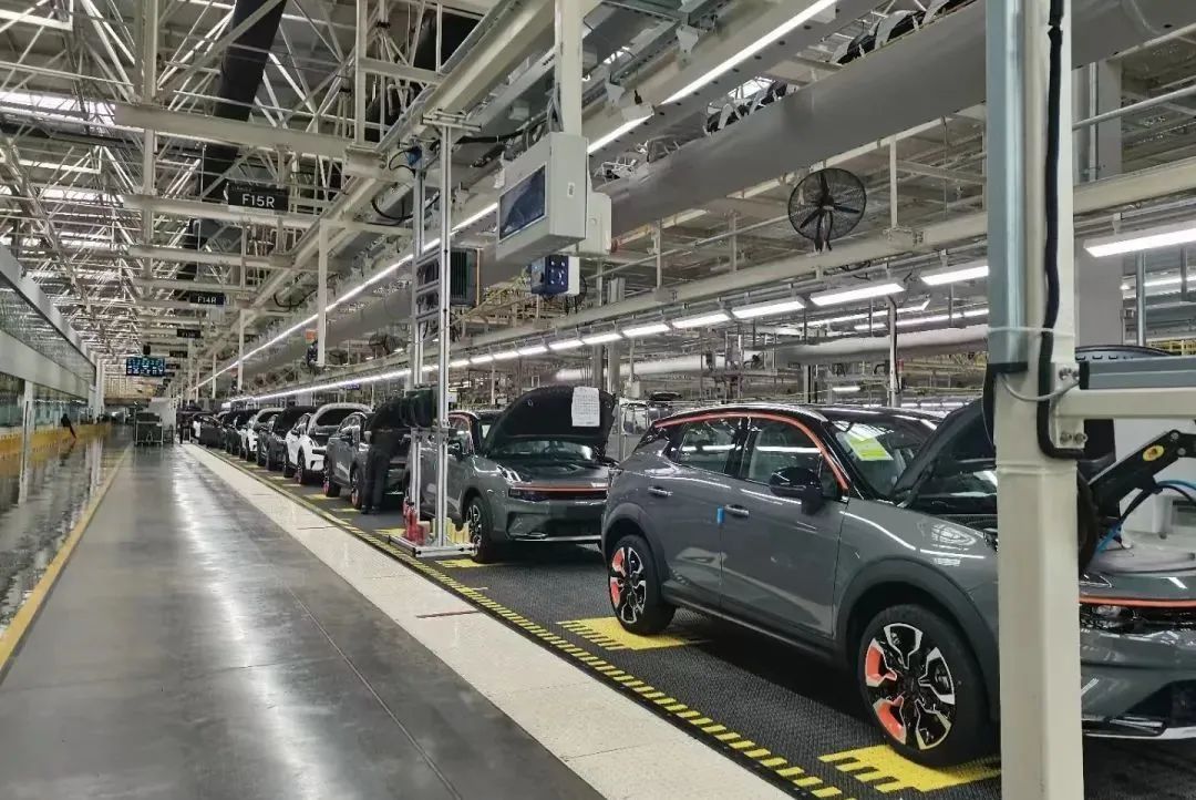 绵阳飞行职业学院学费一年多少钱,绵阳飞行职业学院新能源汽车专业