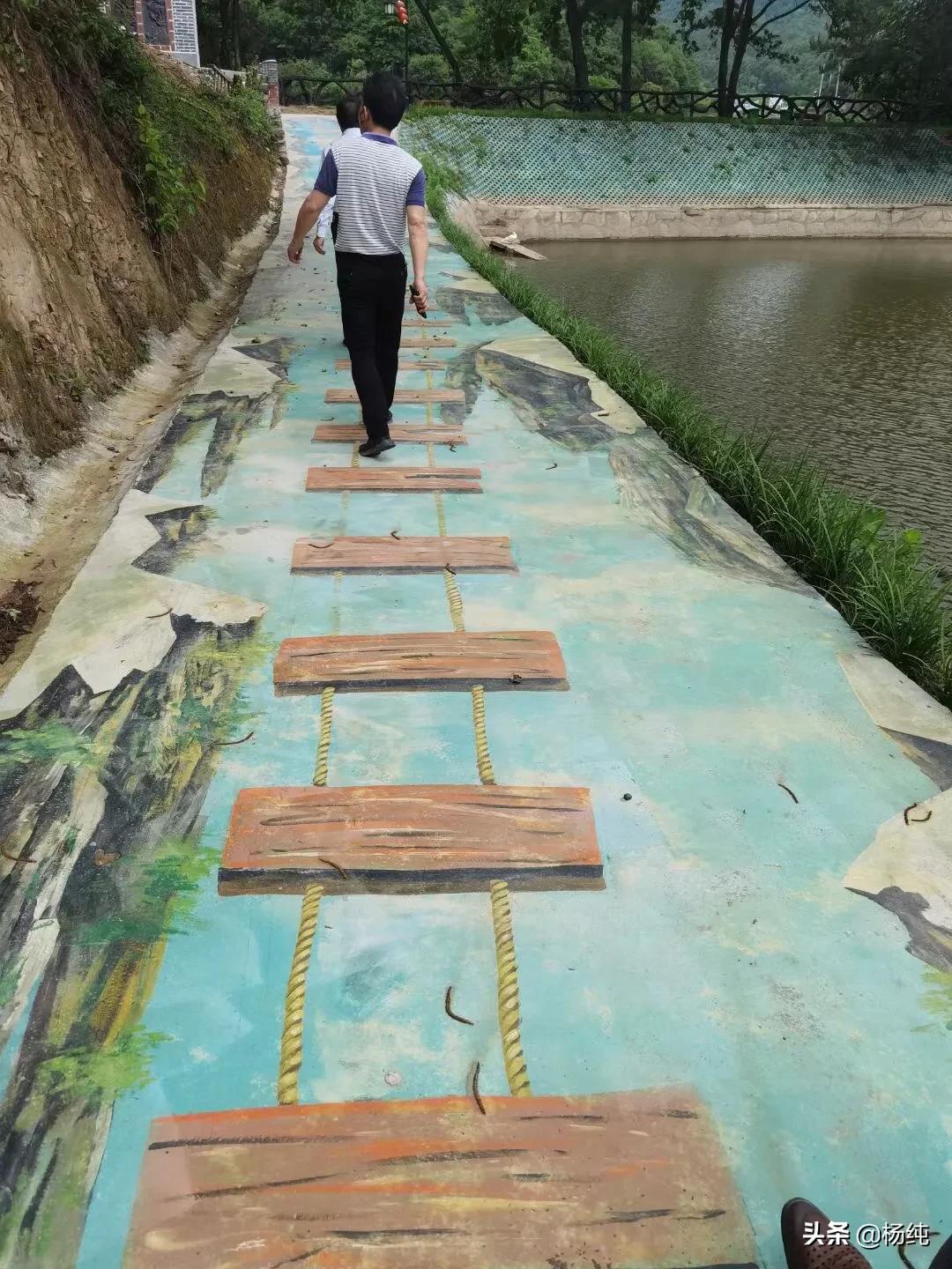 谈谈助力高考作文杨纯/文