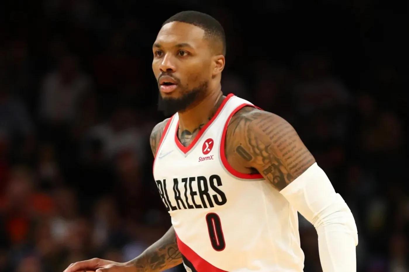 美媒评出西部最佳阵容,2023-2024赛季勇士对阵湖人成绩