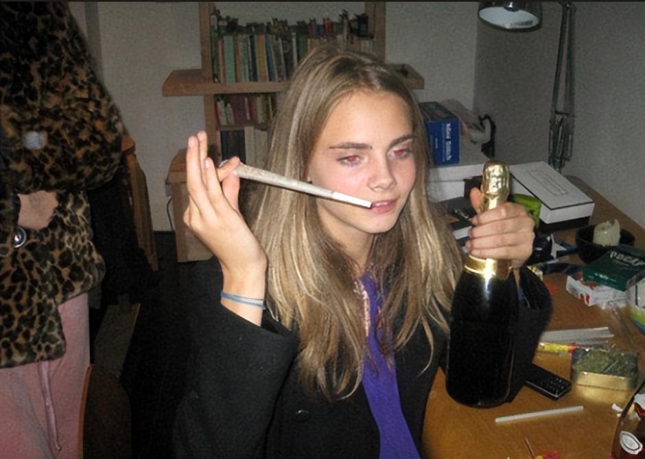 94届奥斯卡蓝毯超模,奥斯卡蓝毯肯豆