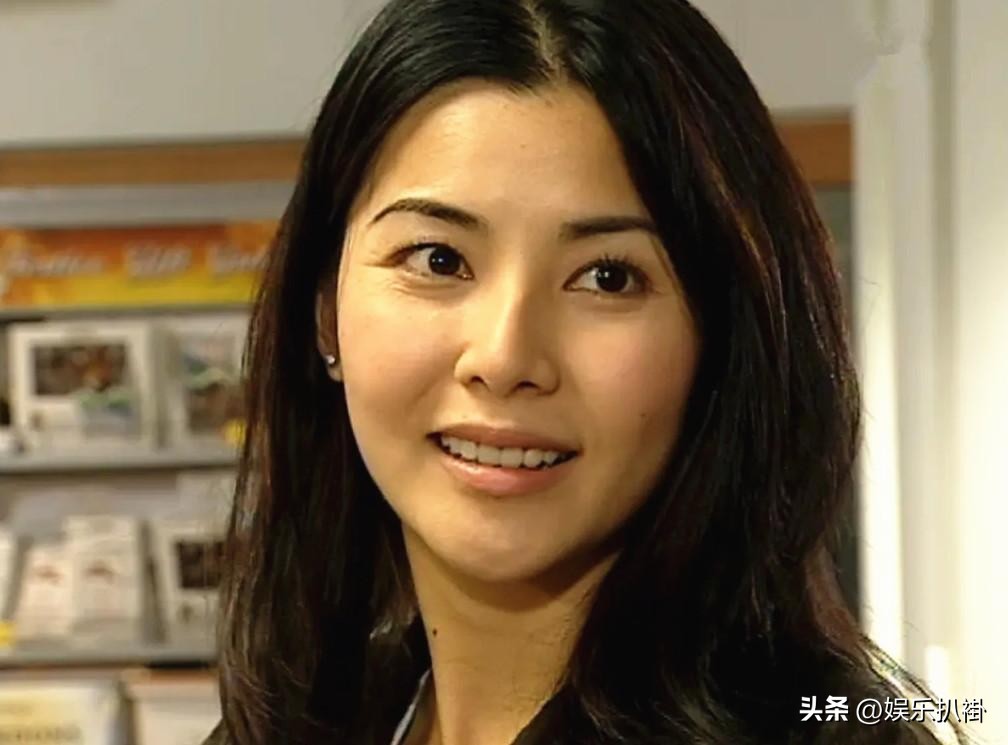 郑伊健54岁变化,54岁郑伊健还在留长发