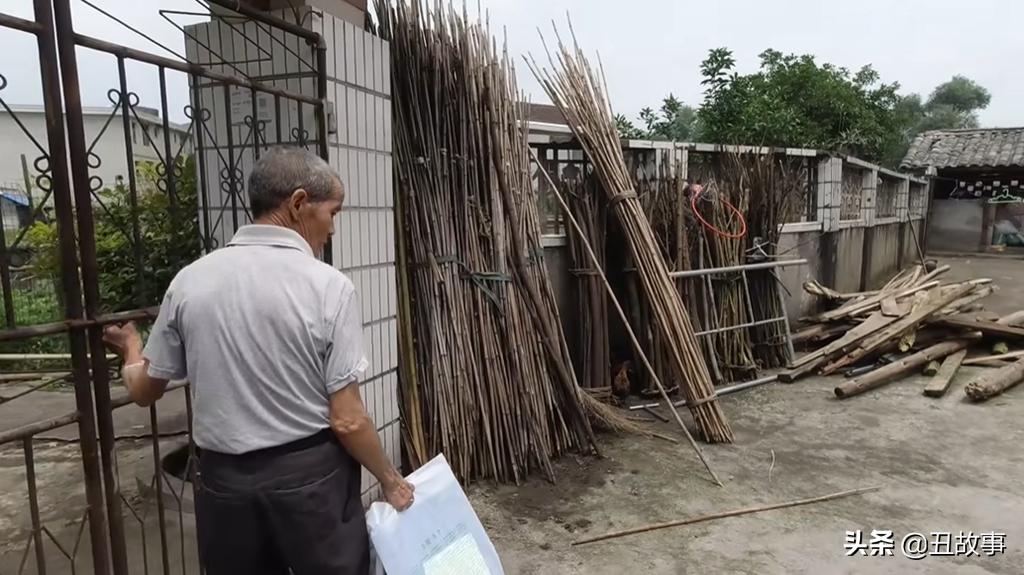 我花了1500元钱，买了一张70年前的遗照，送到千里之外的湖南怀化