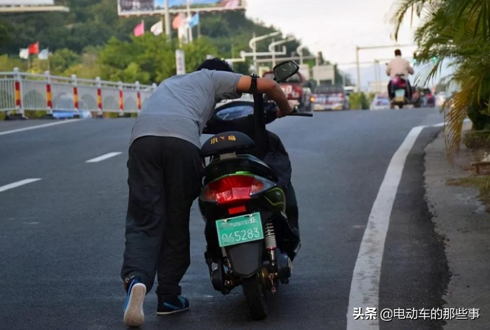 电动车电池两年未充电没电怎么办,电动车充不进电可以一直充吗