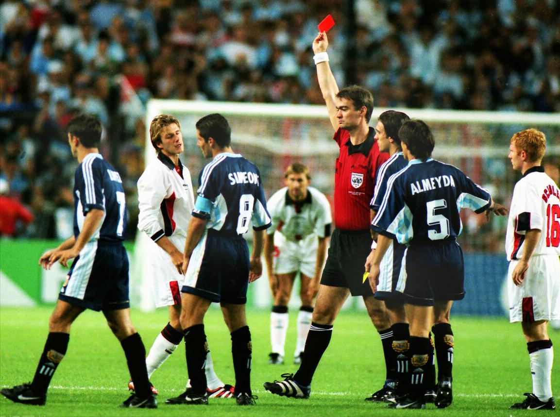 世界杯英格兰对巴西全场录像,2022世界杯威尔士英格兰精彩瞬间