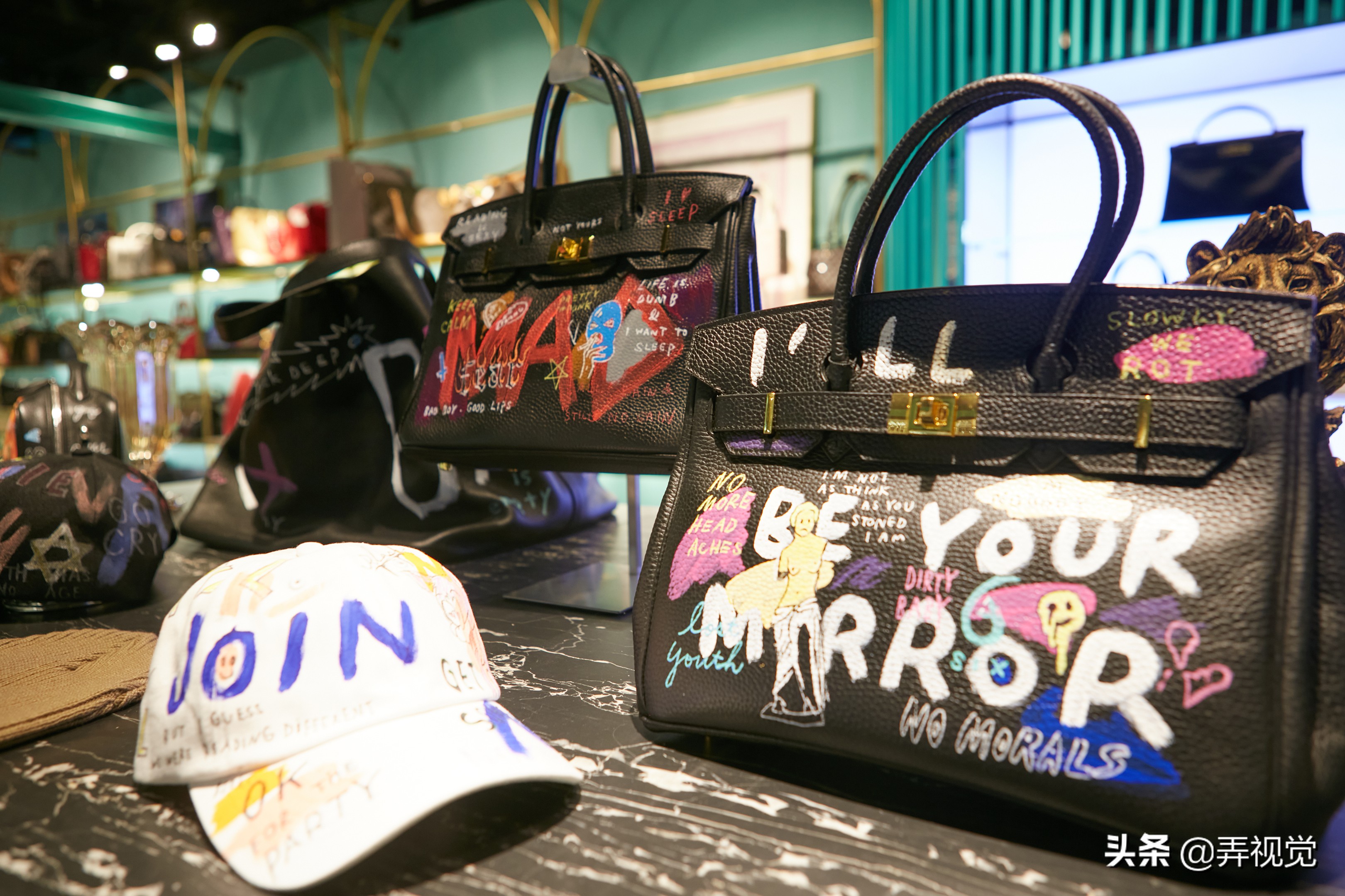 鏃ョ郴娓灏忎紬娼墝,灏忎紬鏃ョ郴娼墝