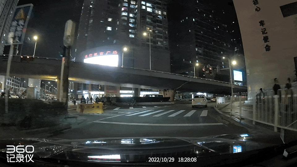 4k夜视行车记录仪,360行车记录仪g900测评视频