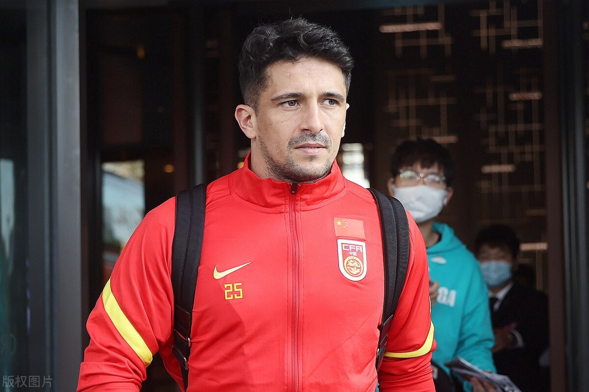 基础和体系薄弱，怎么利用现有资源搞好足球，专业的人干专业的事