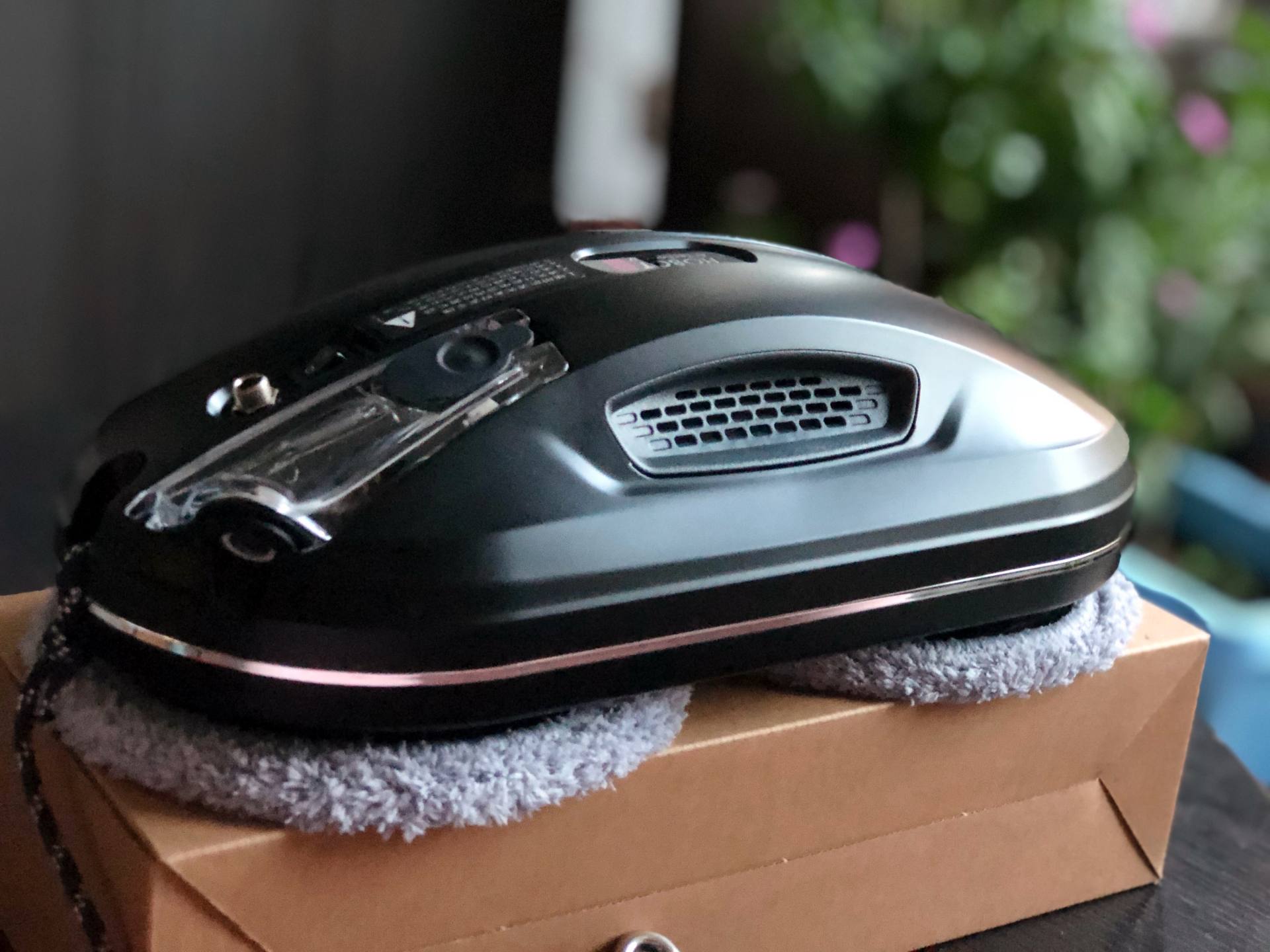 擦窗机器人沉浸式擦窗,擦窗机器人小窗户测评