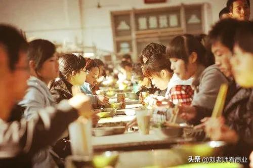 陈恩铭精彩的人生从一个营销精英和他个人开始IP的故事