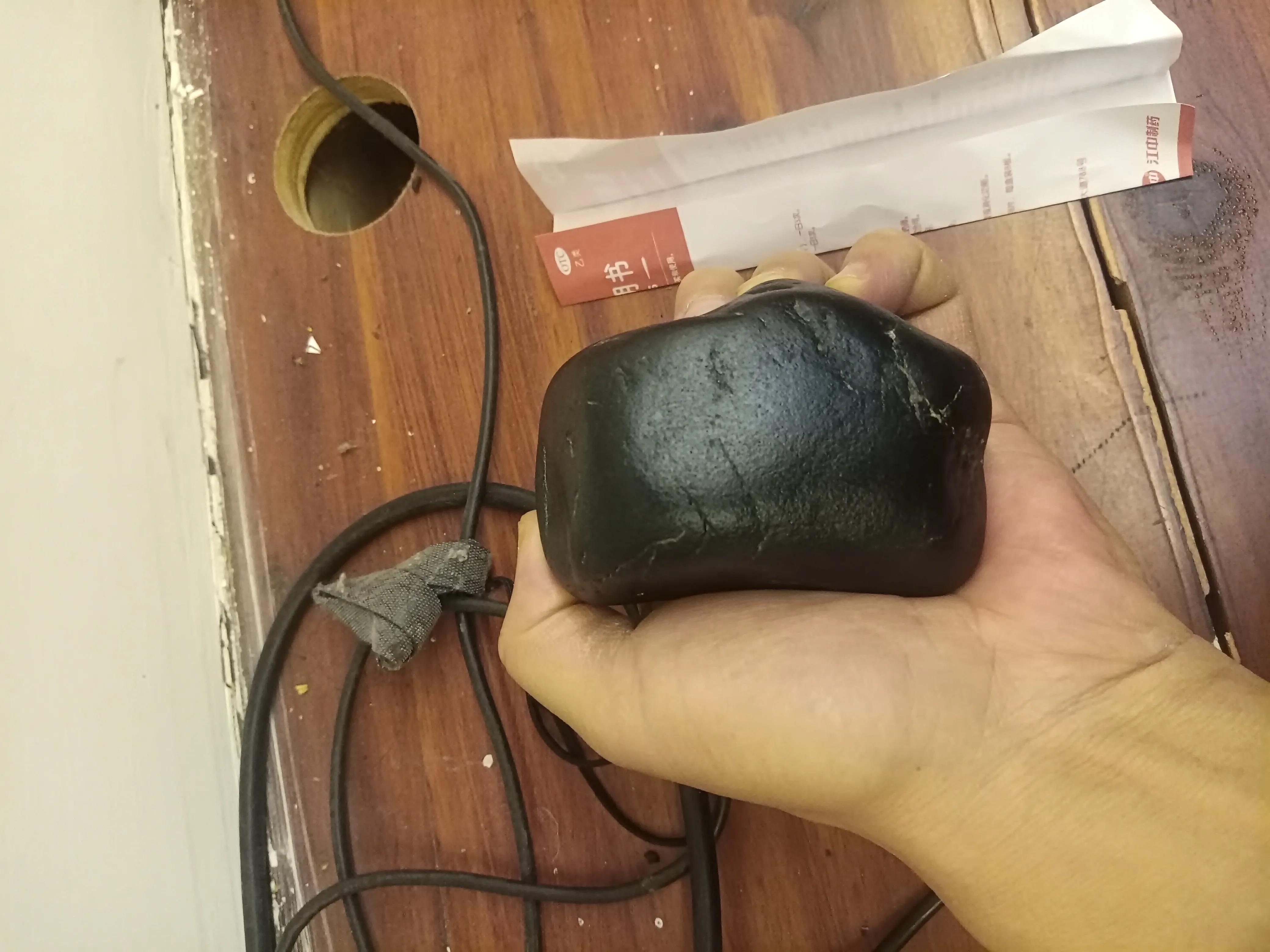 一块和田玉籽料,墨玉县戈壁滩捡玉石