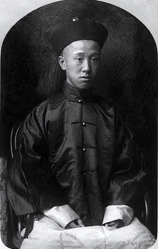 清朝末代摄政王生命中的3个女人，全部自杀，其中一个是慈禧义女