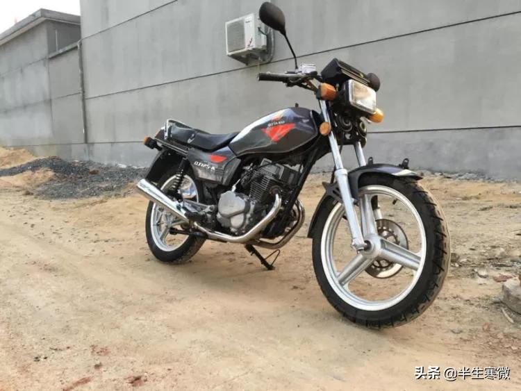 男人的机车梦本田cbr650r,一代人的回忆本田cb125t