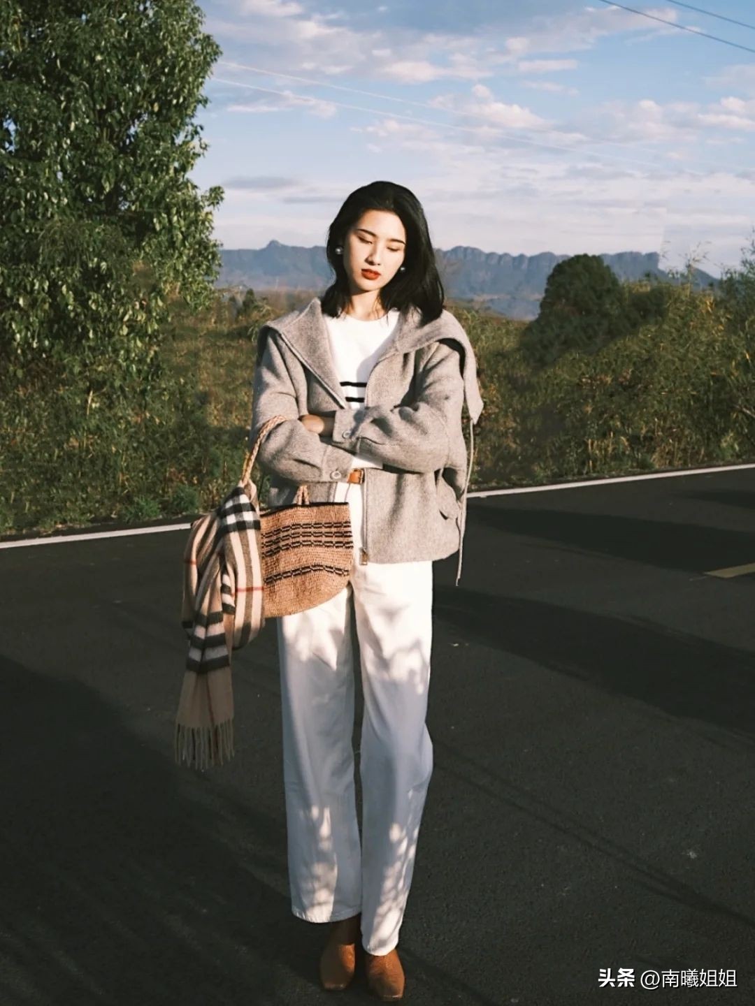 个子高腿粗的女生穿什么裤子,160身高腿粗夏季适合穿什么裤子