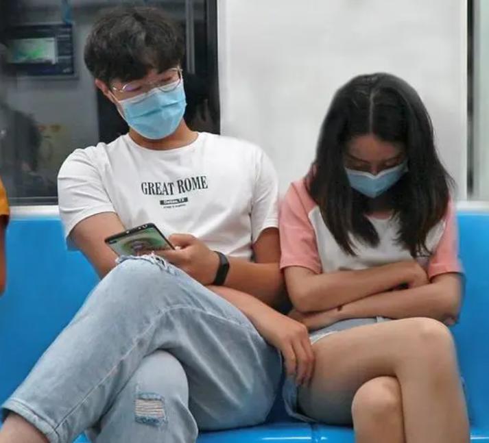 “别杀我,你想干什么都行”,云南男子强奸嫂子出狱后,当街报复