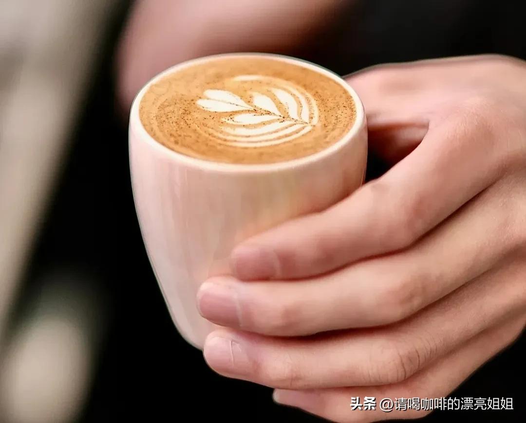 咖啡店常用的拿铁牛奶 (咖啡店用什么牛奶比较好)