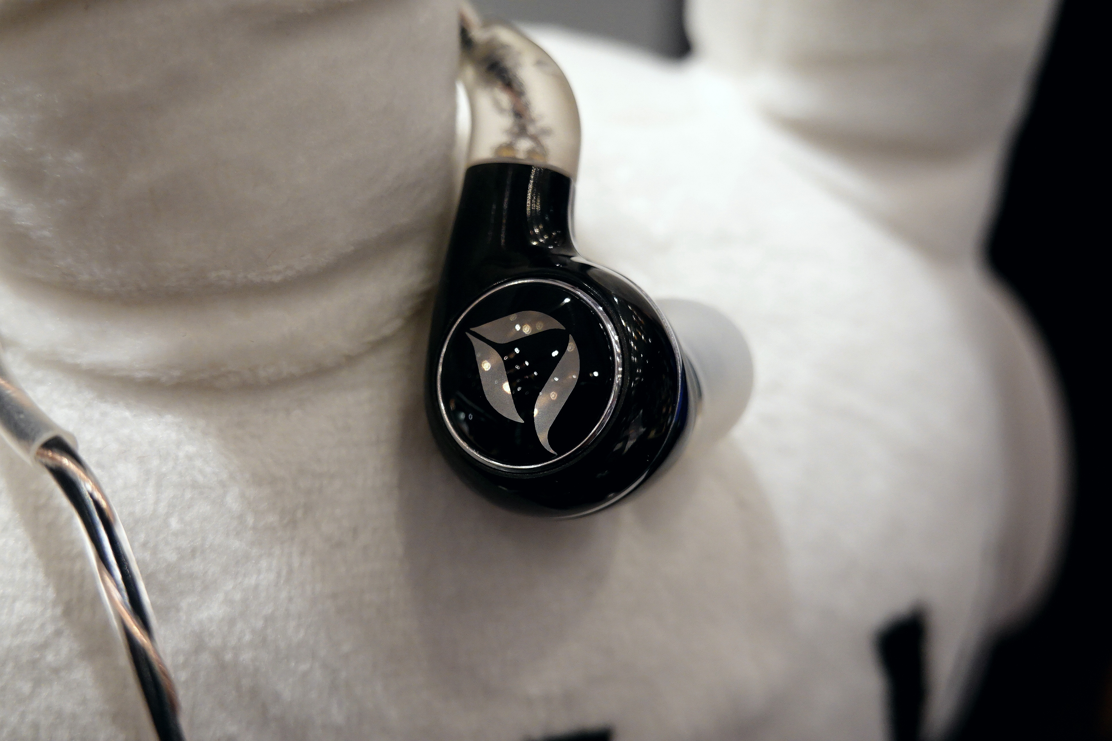 「耳边前线」炎炎烈日下的视听盛宴—首届西安国际耳机展新品回顾