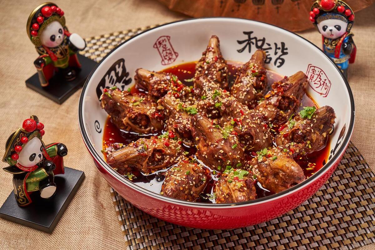 成都宽窄巷子和锦里哪个美食多,成都建设路小吃一条街美食推荐