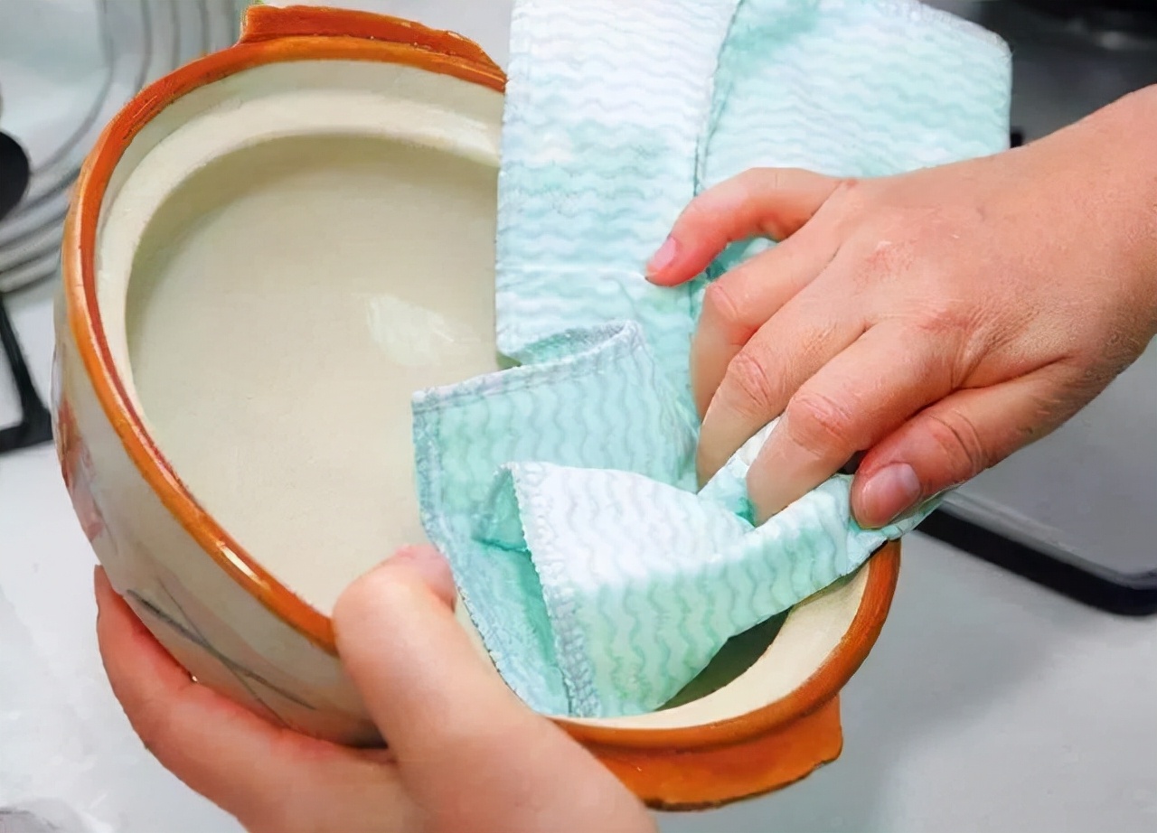 砂锅不溢锅怎么办,砂锅的正确开锅方法不伤手