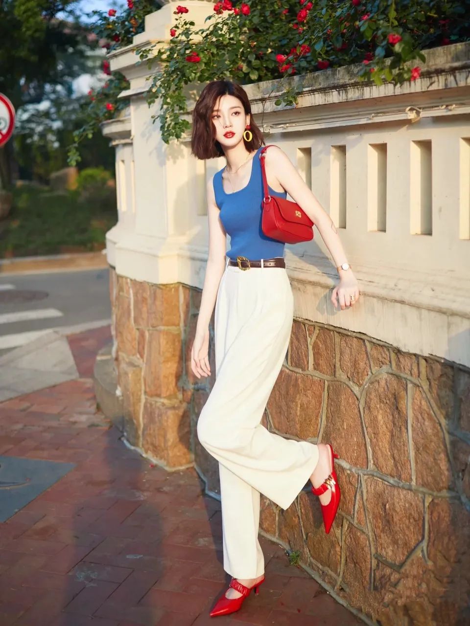 春夏流行：“白裤子”的6种搭配，好看又高级