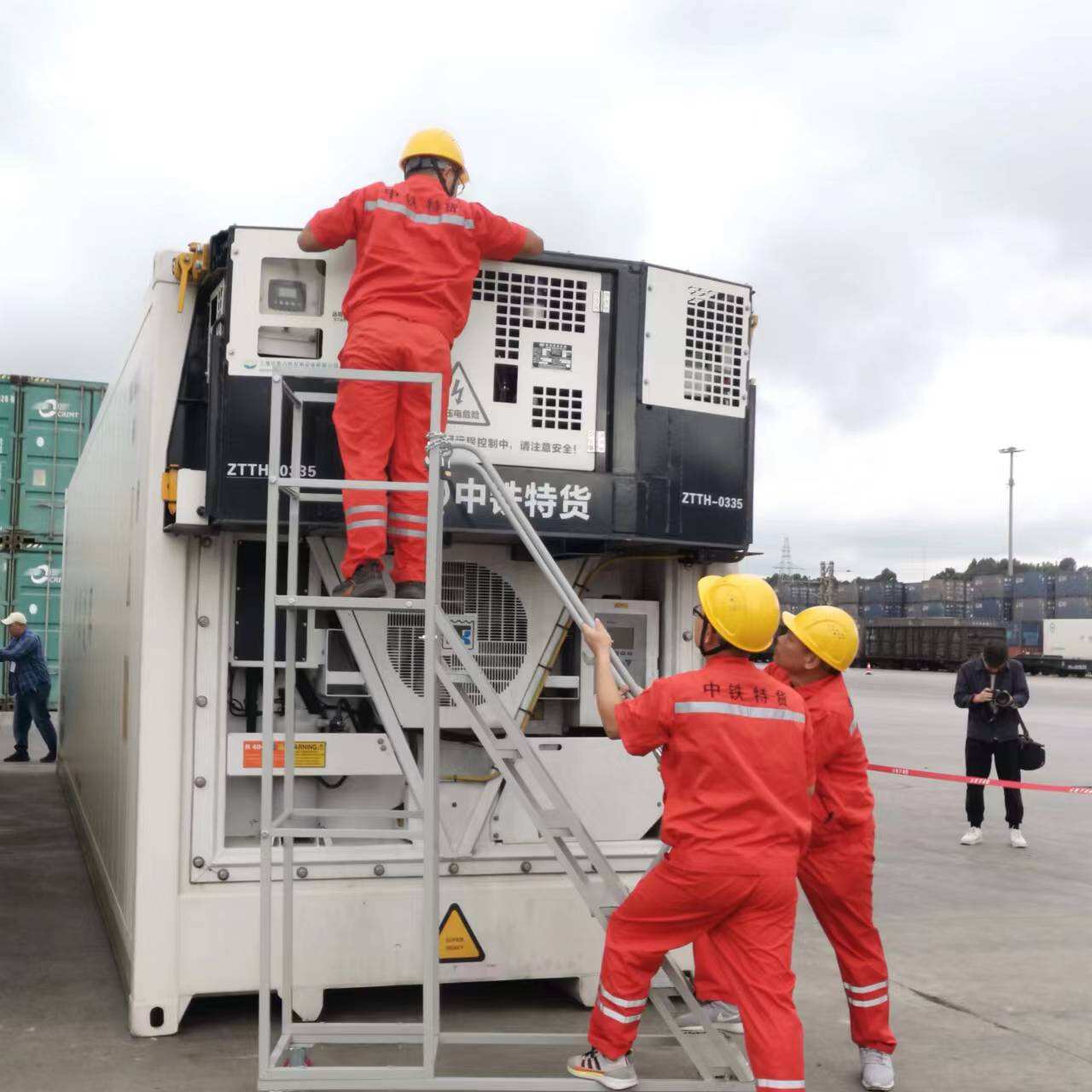 中铁特货公司主动融入“一带一路”建设打通中老铁路冷...