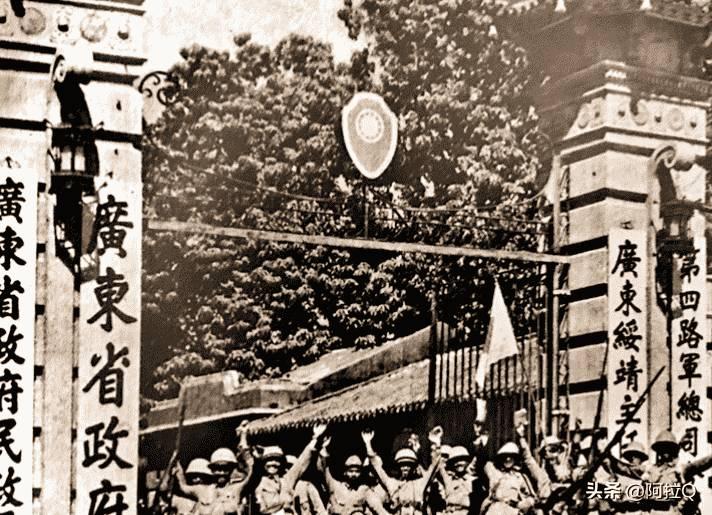 日军日记：*安妇慰**不服从管教，我很愤怒，用*刀刺**插入她的*体下**