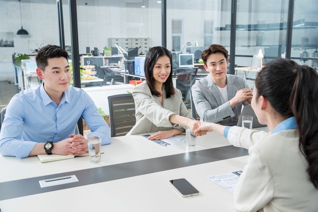 校方回应交大博士应聘卫生保健员,上海交大医学博士做卫生员