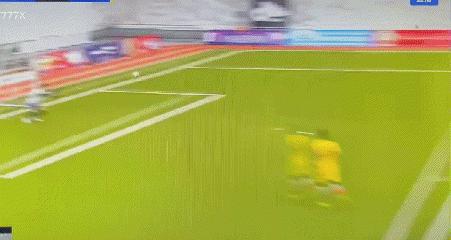 努尔飞腿赛场进球,努尔飞腿打进第一个职业进球