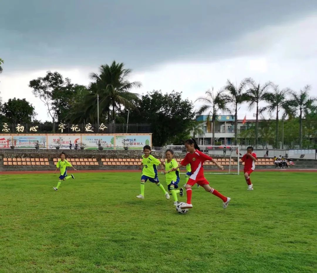 白沙中学校内环境,白沙中学校园环境