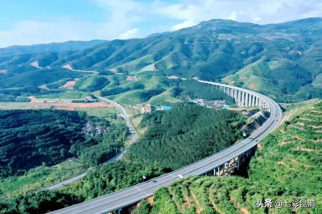 200亿控股亏损17亿的企业云南国企是抱了个“金蛋”还是“*弹炸**”