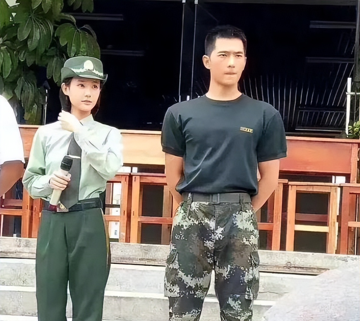 娱乐圈还有哪些假臀假肌肉,假臀假肌肉假肩膀的明星们