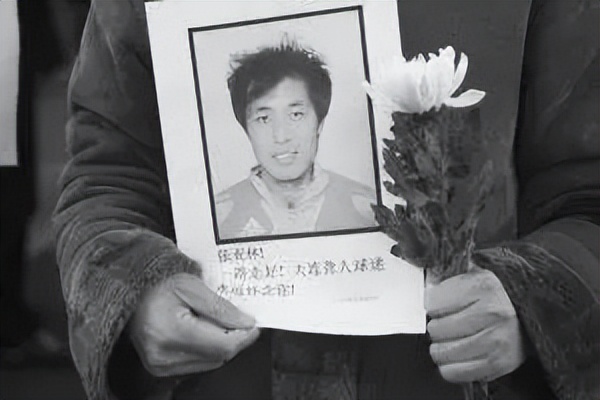 大连八冠王功臣张亚林：迎娶美女演员，28岁患癌去世留下孤儿寡母