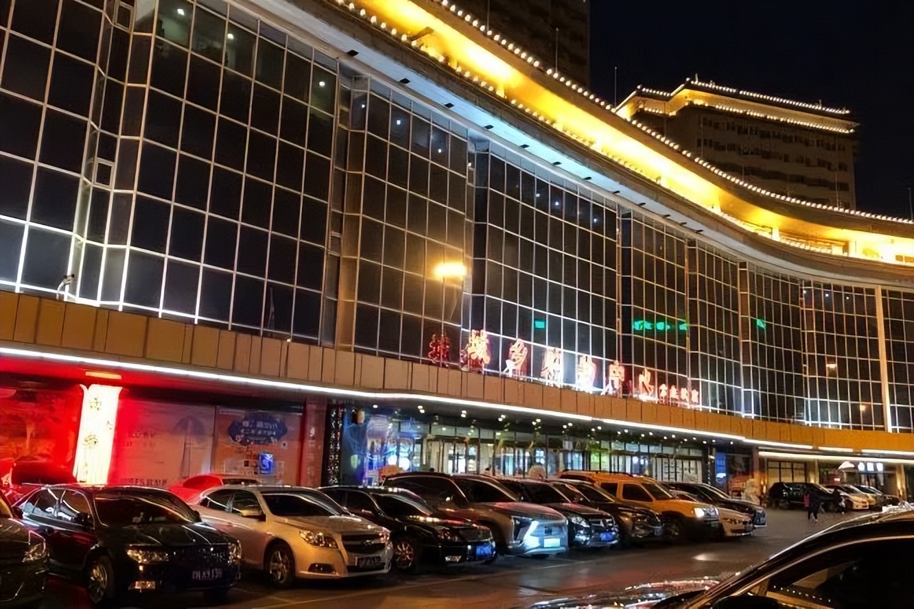 90年代销售额过亿的商场,中国十大商场销售额排名