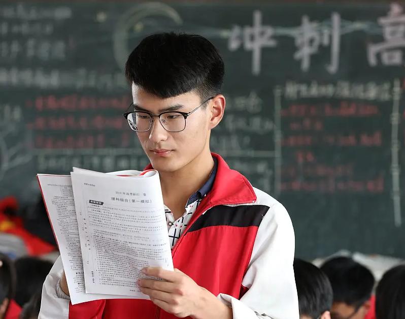 河南大学硕士好考么,河南大学研究生就业前景如何