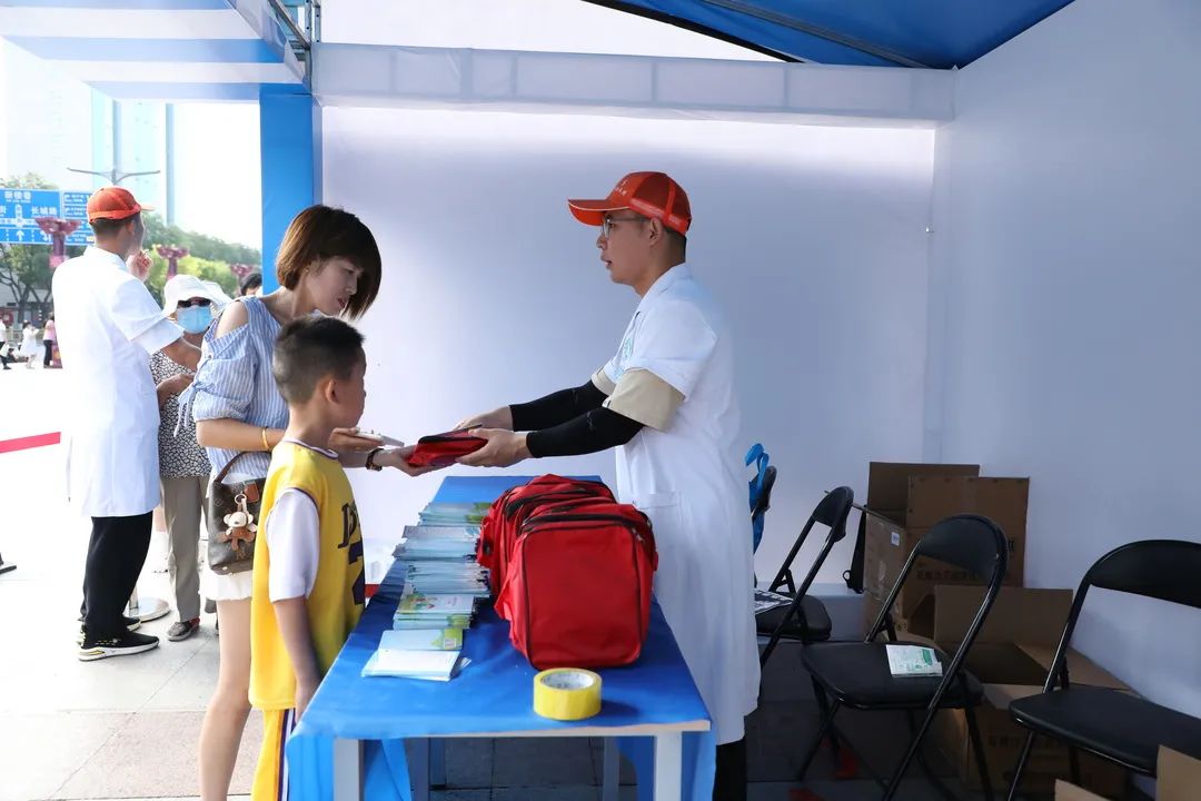 过敏性鼻炎产品免费,鼻炎药免费领