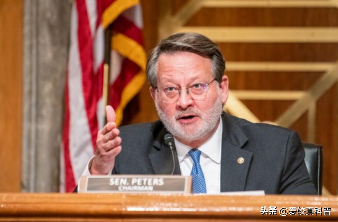 狠砸2800亿，逼迫全球芯片巨头站队！美国“芯片法案”在搞什么鬼