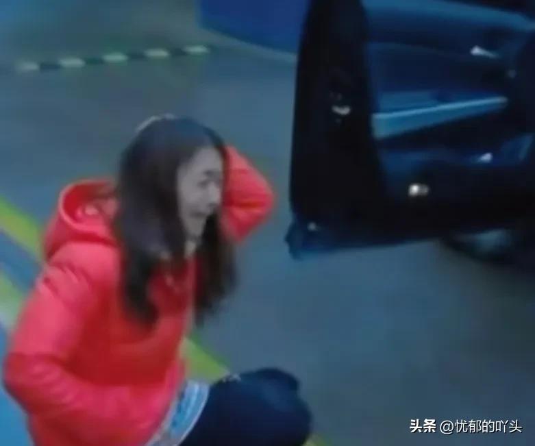 丈夫带着小三旅游,出轨男人带小三去旅游