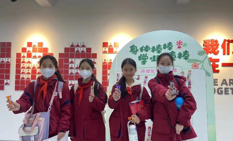 “我的梦想是超过同桌”华爱学校新学期，每个孩子都溢满七彩希望