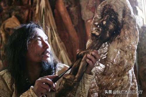 英国殖民时期女人,英国女性各时代穿着