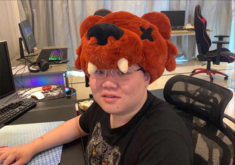 忍不住了，左梓轩要首发？LONGSKR称IFTY有备选方案，PDD赞助被拒