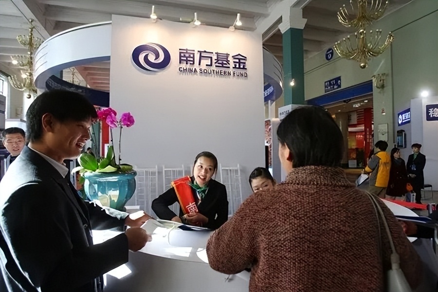 大盘持续下跌配置固收建议,大盘承压该注意什么