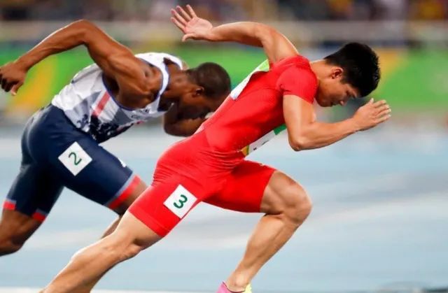 足球运动员的大腿肌肉有多放松,世界杯足球员的腿到底有多强壮